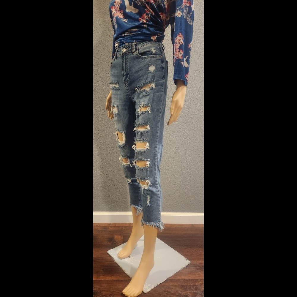 Distressed Jeans - Picture 7 of 16